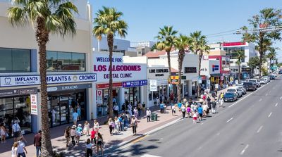Aerial view of competitive dental clinics in Los Algodones attracting diverse American tourists.